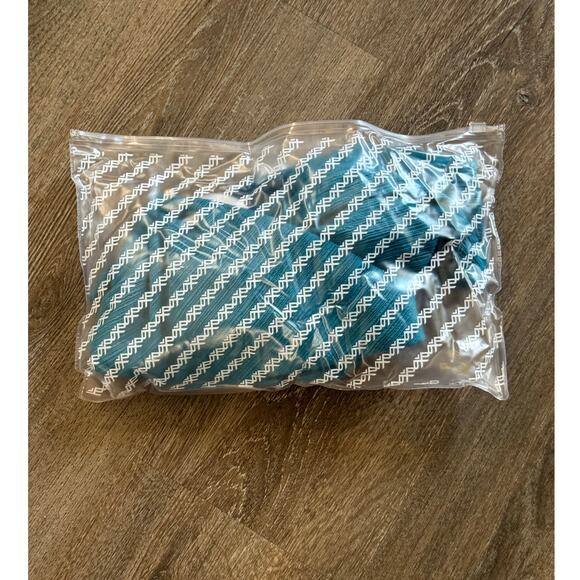 NWT! PQ Swim Plunge Detail One Piece in Turquoise Tides - Size Small - Picture 9 of 11